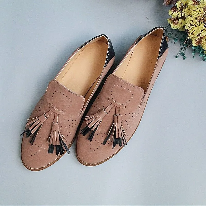 Breathable Suede Women Loafers Tassel Round Toe Leather Cushion Lazy Shoes