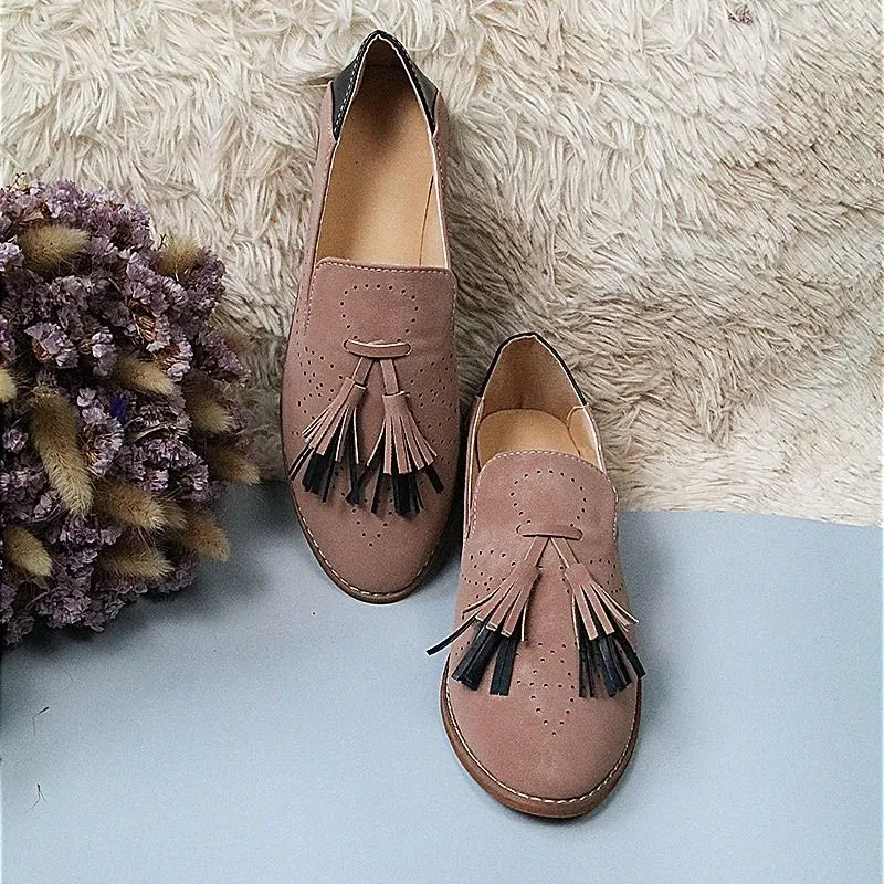 Breathable Suede Women Loafers Tassel Round Toe Leather Cushion Lazy Shoes