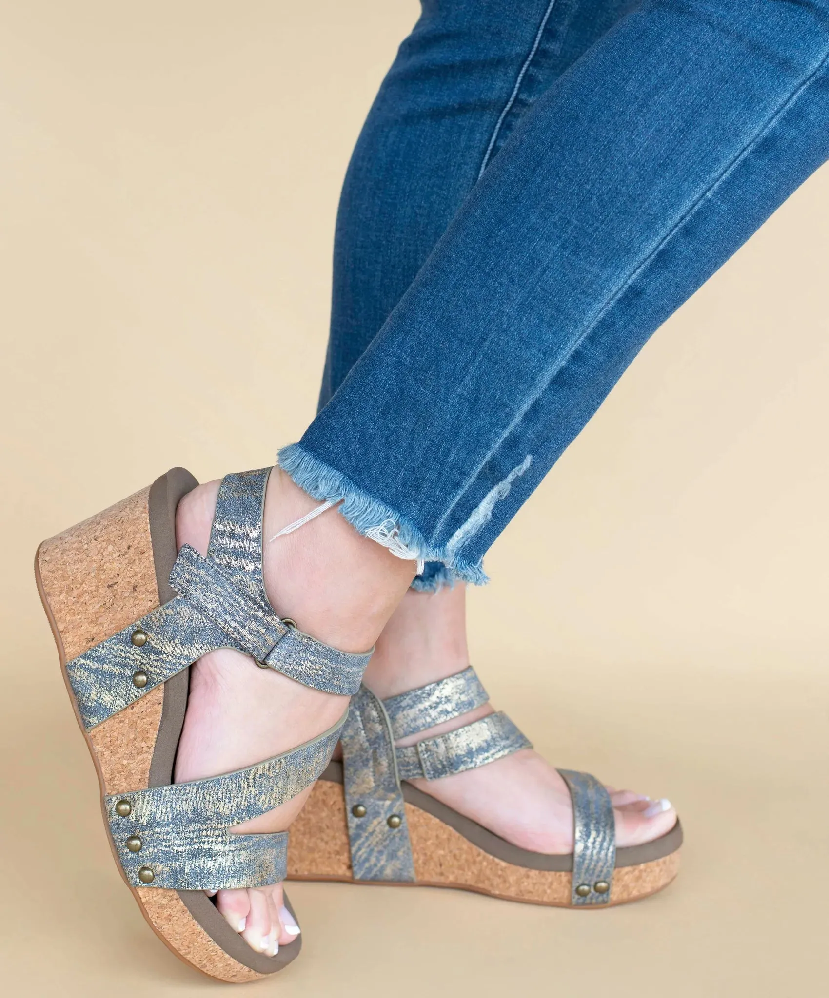 Corky's Spring Fling Wedge- Gun Metal