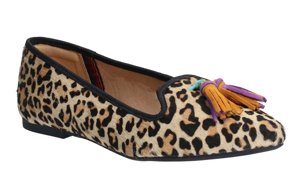 Sadie tassel slip-on flats in leopard