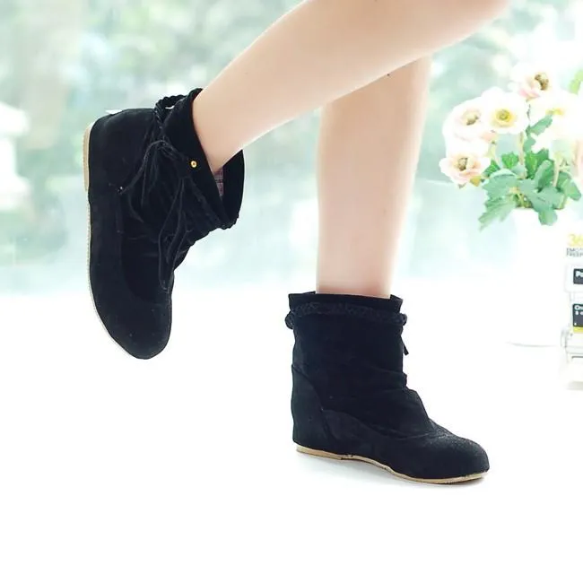 Women short woven strap fringed slip on flat boots